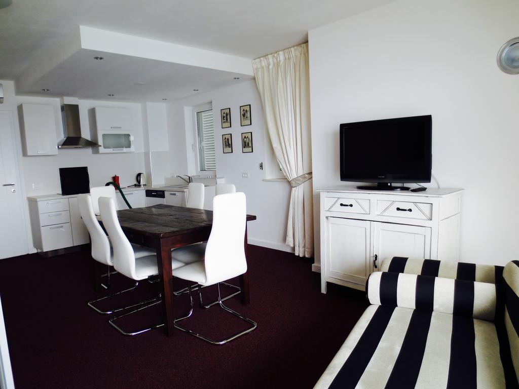 Apartments Villa Manda Novi Vinodolski Luaran gambar